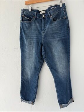 Soho Dark Blue Cropped Ankle Jeans